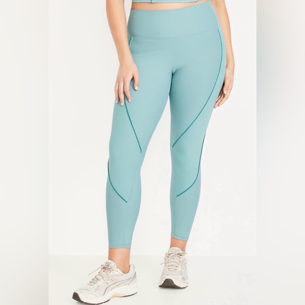 Old Navy High-Waisted PowerSoft Rib Mix 7/8 Leggings